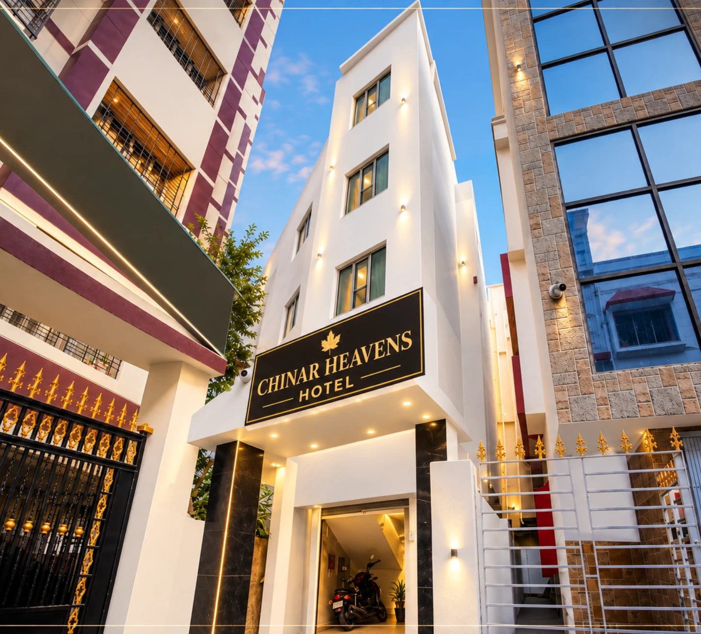Comfortable interior at Hotel Chinar Heavens